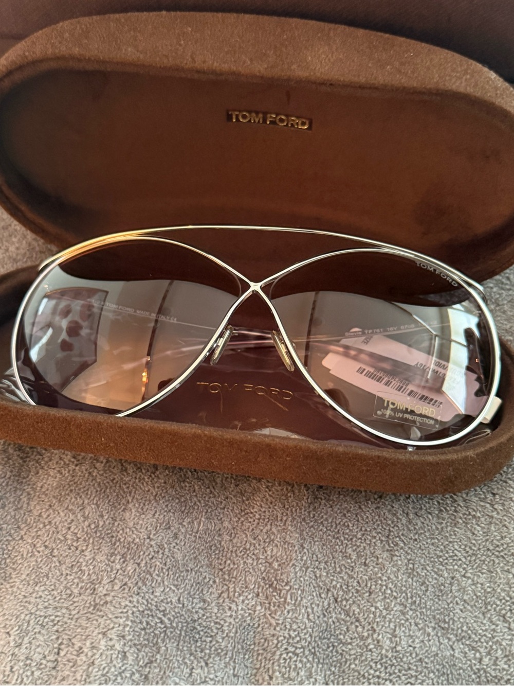 NIB TOM FORD STEVIE SUNGLASSES CASE AND BOX AND CLOTH INCLUDED RET.$525